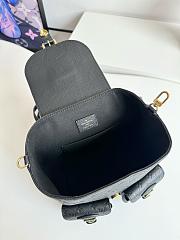 Louis Vuitton M47106 Backpack Black Bag Size 20 × 22 × 14 cm - 4