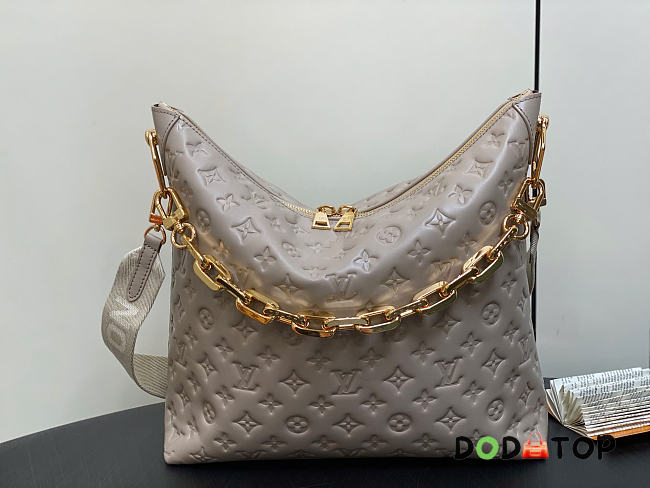 Louis Vuitton Coussin Hobo MM Handbag Size 38 x 33 x 10 cm - 1