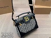 Balmain B Buzz Bag Size 23 x 19 cm - 2