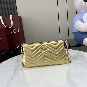 Gucci GG Marmont Super Mini Bag In Gold Leather Size 22 x 12 x 2 cm