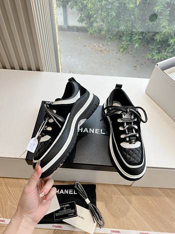 Chanel Sneakers 32 Black/White/Pink