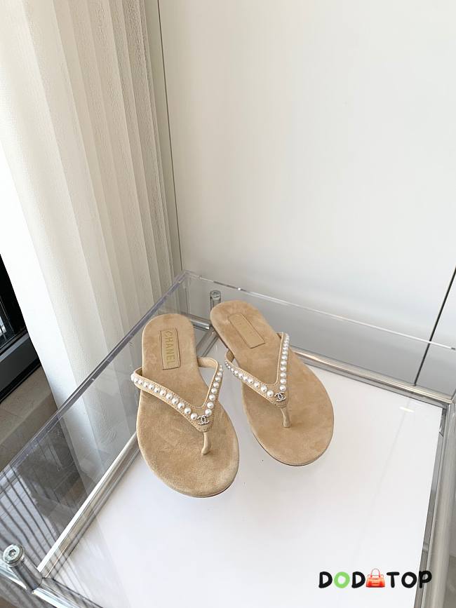Chanel flap sandals beige  - 1