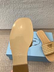 Prada crochet-detail leather sandals beige - 3