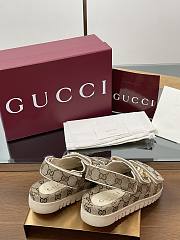 Gucci sandals brown logo - 4