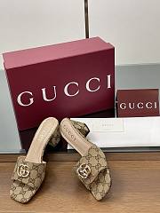 Gucci Women's slide beige - 3