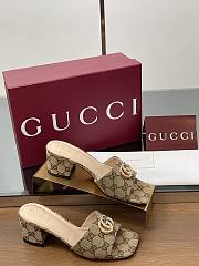 Gucci Women's slide beige - 4