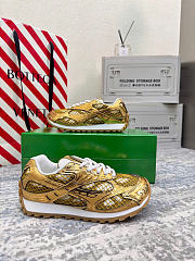 Bottega Veneta Low-top Sneakers gold - 5