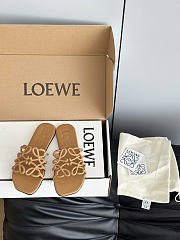 LOEWE Petal Anagram leather slides  - 4