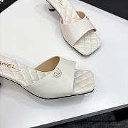 Chanel White sandal3 - 5