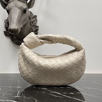 BOTTEGA VENETA Teen Jodie Bag off white size 28×23×8cm