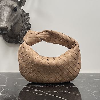 BOTTEGA VENETA Teen Jodie Bag caramel size 28×23×8cm