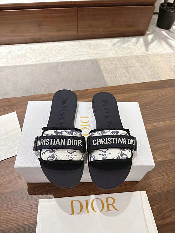 Dior Slides women2