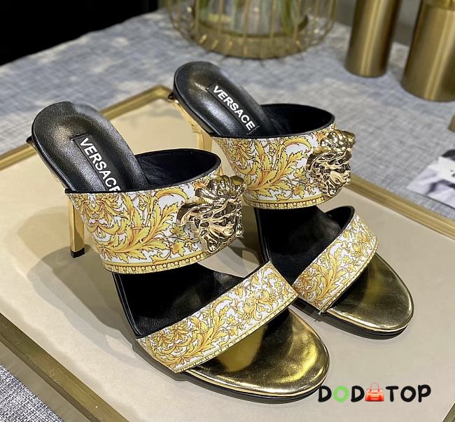 Versace sandals gold1 - 1