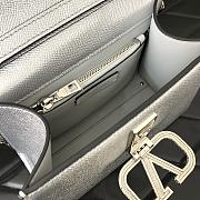 Valentino Garavani VLogo leather shoulder bag size 22x9x17cm - 2
