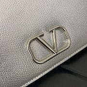 Valentino Garavani v logo signature leather wallet on chain size  19x4x10.5cm - 5