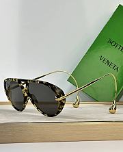 Bottega Veneta sunglasses  - 2