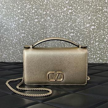 Valentino 01 logo bag size 19x10.5x4cm