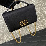 Valentino 01 logo bag black size 19x10.5x4cm - 2