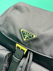 Prada Re-Edition backpack black size 23.5x28x12cm - 5