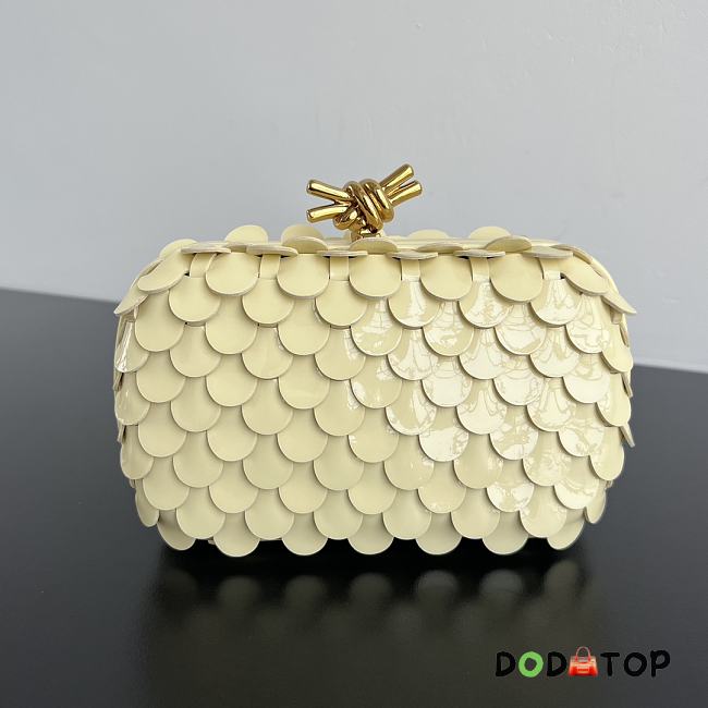 Bottega Veneta Knot Clutch bag yellow size 19x11.5xx5cm - 1