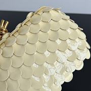 Bottega Veneta Knot Clutch bag yellow size 19x11.5xx5cm - 4