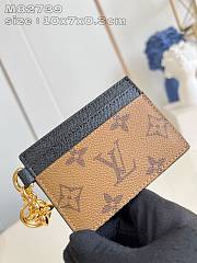 Louis Vuitton M82739 card holder 10x7x0.3cm - 1