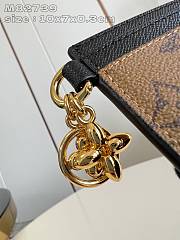 Louis Vuitton M82739 card holder 10x7x0.3cm - 6