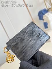 Louis Vuitton M82739 card holder black 10x7x0.3cm - 1