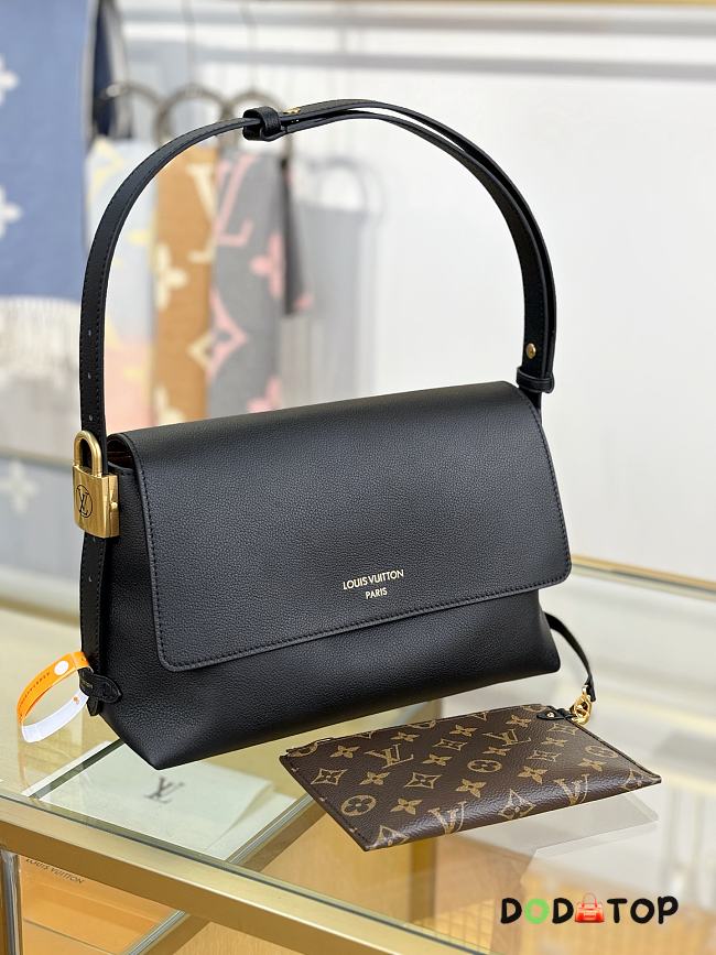 Louis Vuitton M13151 Low Key Messenger black bag - 30x18x12cm - 1