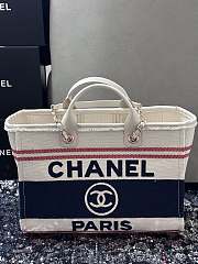 Chanel shopping bag size 38cm blue - 1