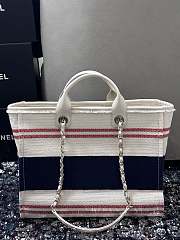 Chanel shopping bag size 38cm blue - 4