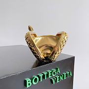 Bottega Veneta Knot Padded Metallic Leather Clutch Bag size 20.5cm - 5