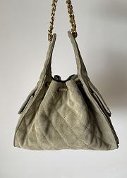 Chanel hobo suede bag size 30x26x14cm - 6