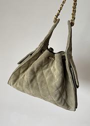 Chanel hobo suede bag size 30x26x14cm - 5