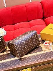 Louis Vuitton M11945 Speedy Soft 30 Crafty bag size 30 x 21 x 17 cm - 5