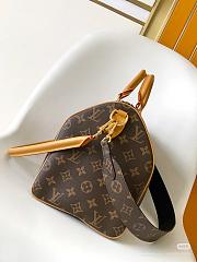 Louis Vuitton speedy soft 30 Boho bag size 30cm - 5