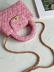 Chanel Kelly Bag Pink Tweed Aged Gold Hardware size 19cm x 13cm x 7cm - 2