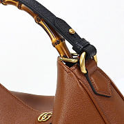 Gucci Diana Medium Shoulder Bag brown size 30x 23x 6.5 cm - 2