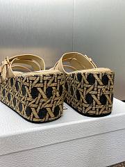 Dior Slides women beige calfskin - 4