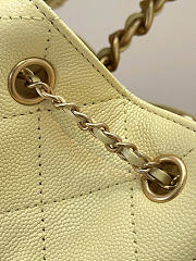 Chanel hobo 25bag yellow color size 30x26x14cm - 4