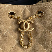Chanel hobo suede beige bag size 30x26x14cm - 3