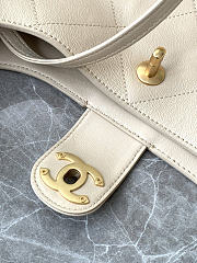 Chanel25 beige bag size 37x30x14cm - 2