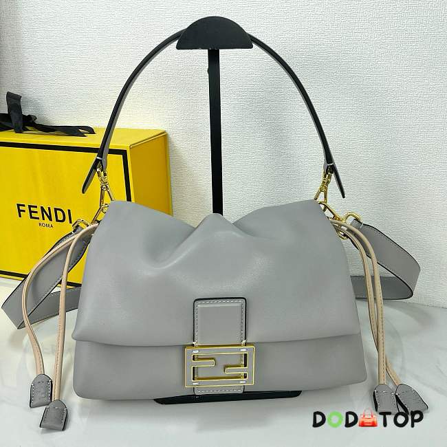 FENDI Mamma Baguette bag size 26x18x8.5cm - 1