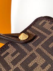 Fendi by the way soft bag size 29x13x17cm - 2