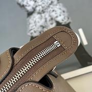 Fendi gray chocolate bag size 28cm - 3