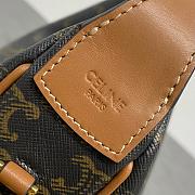 Celine Triomphe brown bag size 22x15x5cm - 2