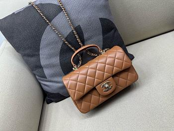 Chanel handle brown bag size 21x13x8cm