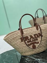 Prada raffia and leather shopping bag size 27×56×28cm - 4