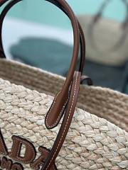 Prada raffia and leather shopping bag size 27×56×28cm - 3
