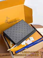 Louis vuitton pochette M69535 size 27 x 21 x 6 cm - 3